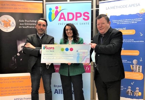 L’ADPS fait un don à APESA 83 Draguignan