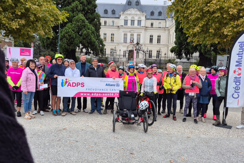 Le Vélo Club Rumillien pédale pour Octobre rose
