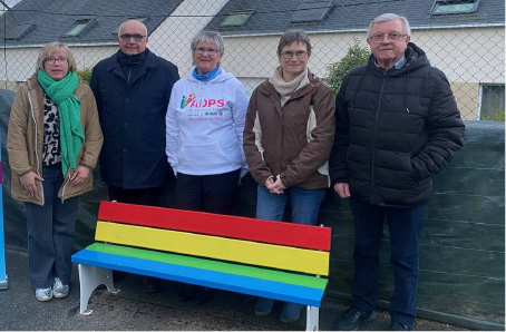 Des bancs de l’amitié aux écoles de Beaussais-sur-Mer pour promouvoir l’entraide et l’inclusion